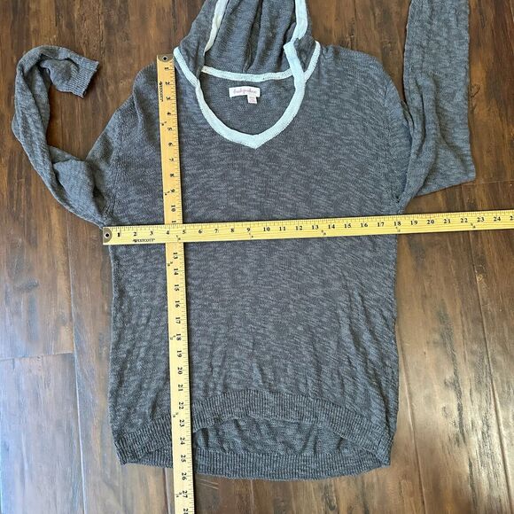 NWOT FRESH PRODUCE Long Sleeve Hooded Knit Sweater V-Neck in Taupe - Picture 9 of 9